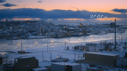 冬季日落余晖的小镇