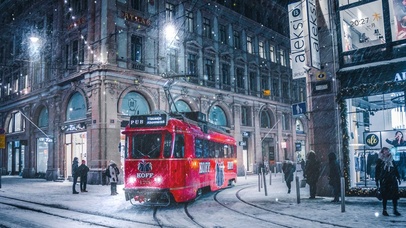 冬季城市夜晚街道