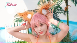 4K性感红发美女