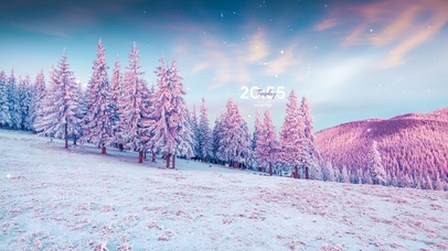 唯美粉色雪山森林