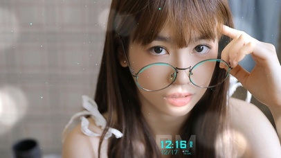 清纯性感眼镜女孩