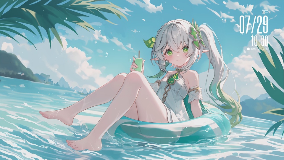 银发绿眼精灵少女身着白色泳装，坐在蓝白游泳浮圈上漂浮在夏日海面，手持带吸管的绿色饮品，神态恬静。
