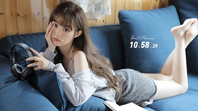 治愈长发居家女孩