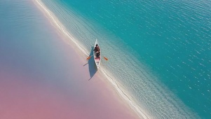 碧蓝海滩