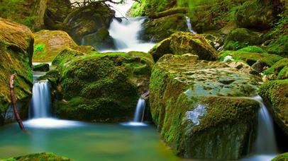 4K星辰瀑布主题