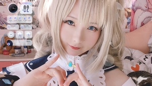 比心美少女