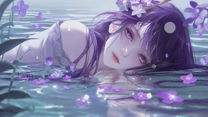 水中女孩