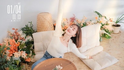 苗条身材的短发美女