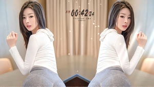 清纯性感瑜伽美女