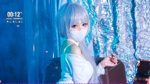 清纯长发白裙美女