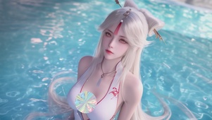 海边可爱都市女孩