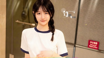 4K性感制服双马尾美女