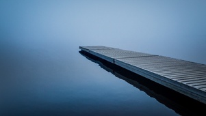 水