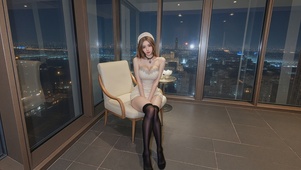 清纯黑丝美女