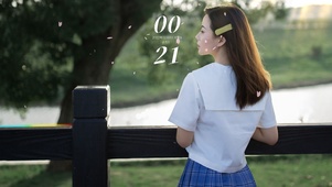 围栏边的JK女孩【超高清】
