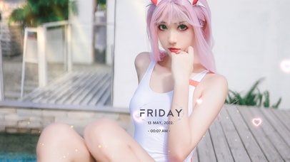 漫展性感泳装美女