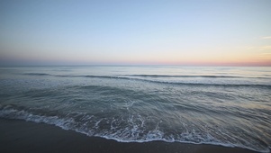 海边日出