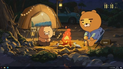 野外露营的小熊