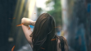 美女背影