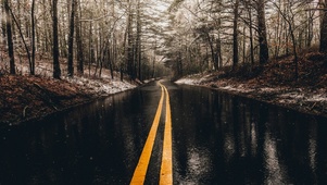 路上的雨夹雪
