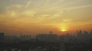城市夕阳