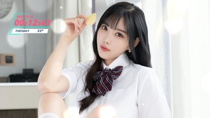 清纯制服美女