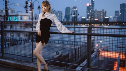 夜晚长腿女闺蜜