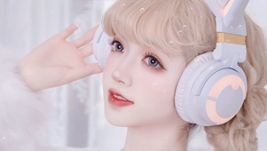 纯美小萝莉可爱迷人卡哇伊萌妹子