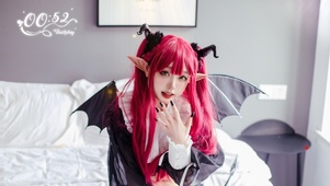 清纯红发女孩