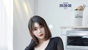 清纯性感短发美女