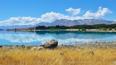 风景云海湖泊秋天