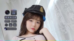 清纯微胖美女
