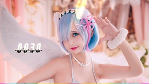 短发cos美少女，申请出战