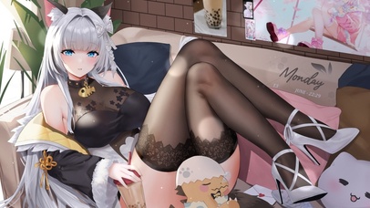 沙发上的兽耳美少女