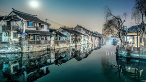 4k 月是故乡明