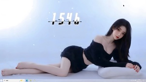 黑裙红指甲少女