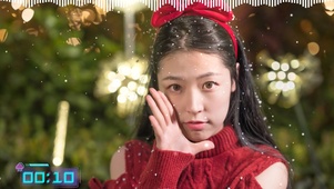 雪地里的清纯小姐姐