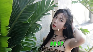 撩头发的性感美女