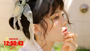 夏日清纯美女