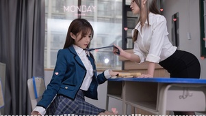 委屈巴巴JK学妹