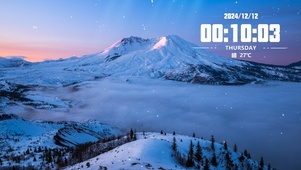 雪山夕阳冬季的雪花