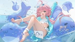 4K泳池美少女