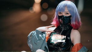 短发性感潮流美女