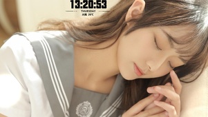 睡着的JK制服美女