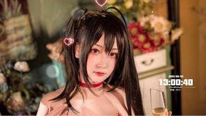 4K微胖长发美少女