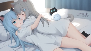 唯美房间猫女姐妹