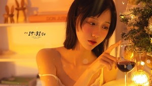 4K清纯性感短发美女