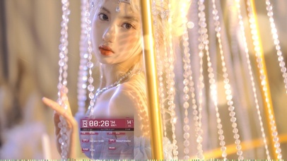 荧光下的清纯美女