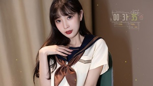 清纯制服美女