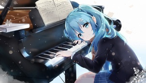 钢琴女孩